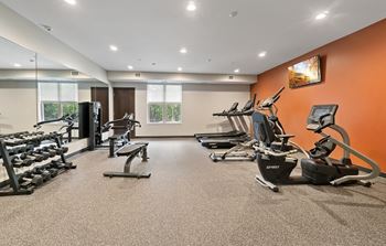Dominium-Oaks Landing-Fitness Center